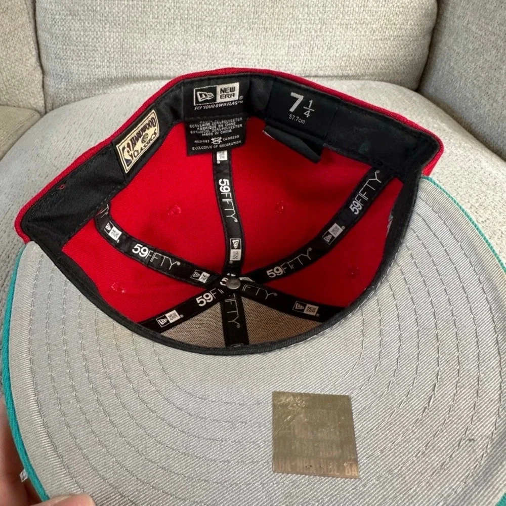 New‎ Era 59FIFTY Miami Heat Hardwood Classics Fitted Hat Red Teal 7 1/4 NBA Cap